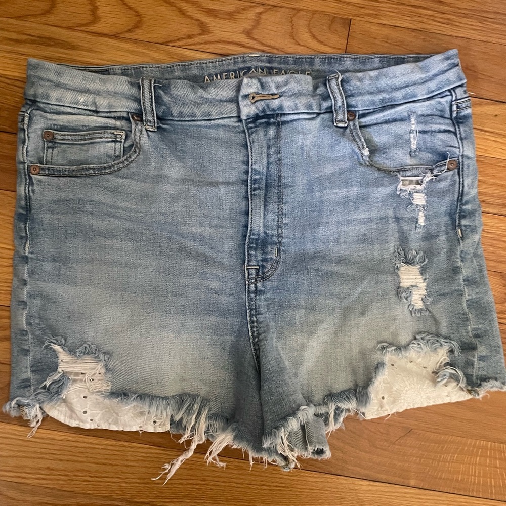 American Eagle Curvy High Rise Shortie Distressed Size 16